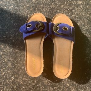 Platform sandals/ slides